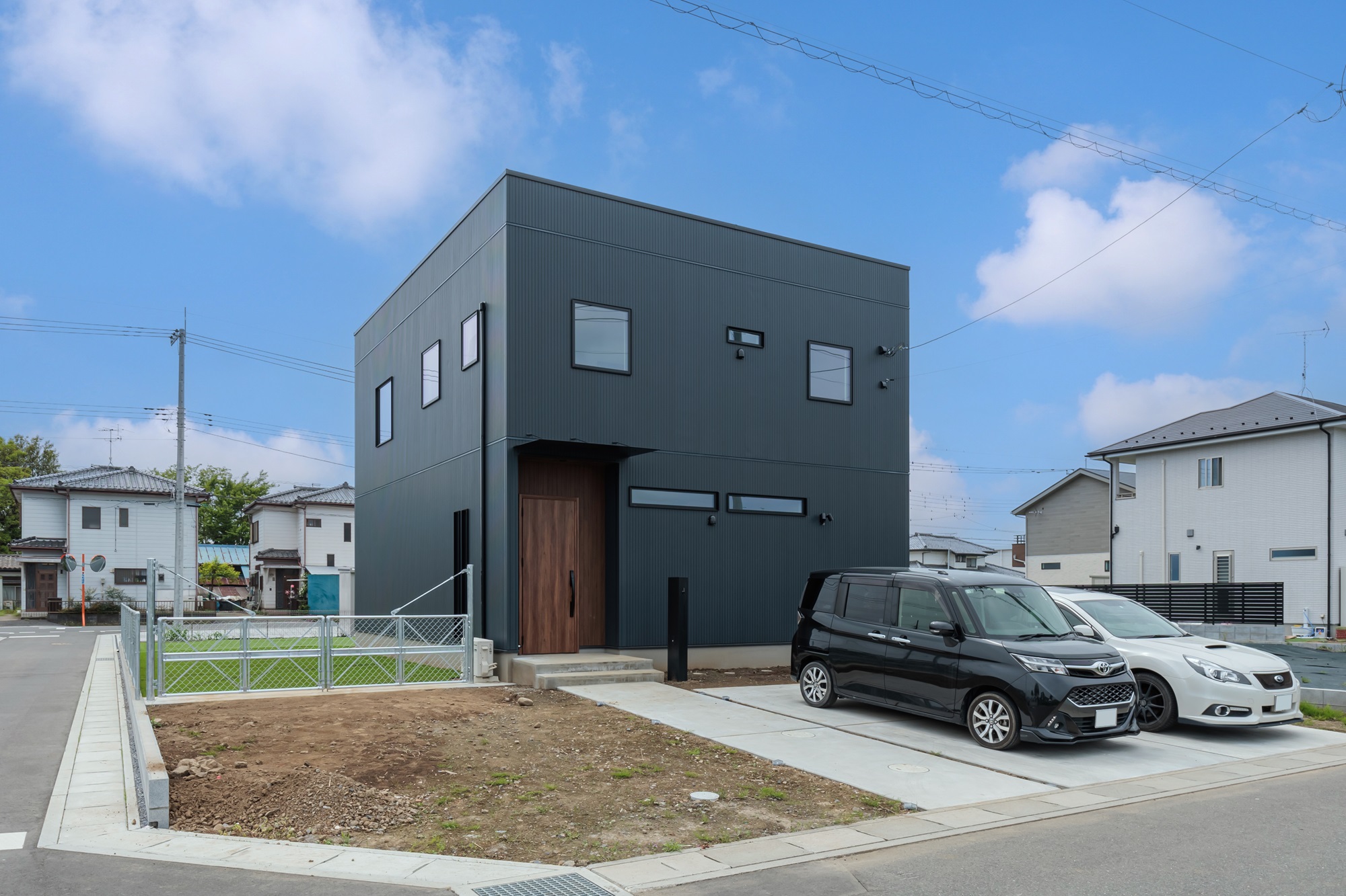 吹抜けでかなえる開放感スクエアデザインの家