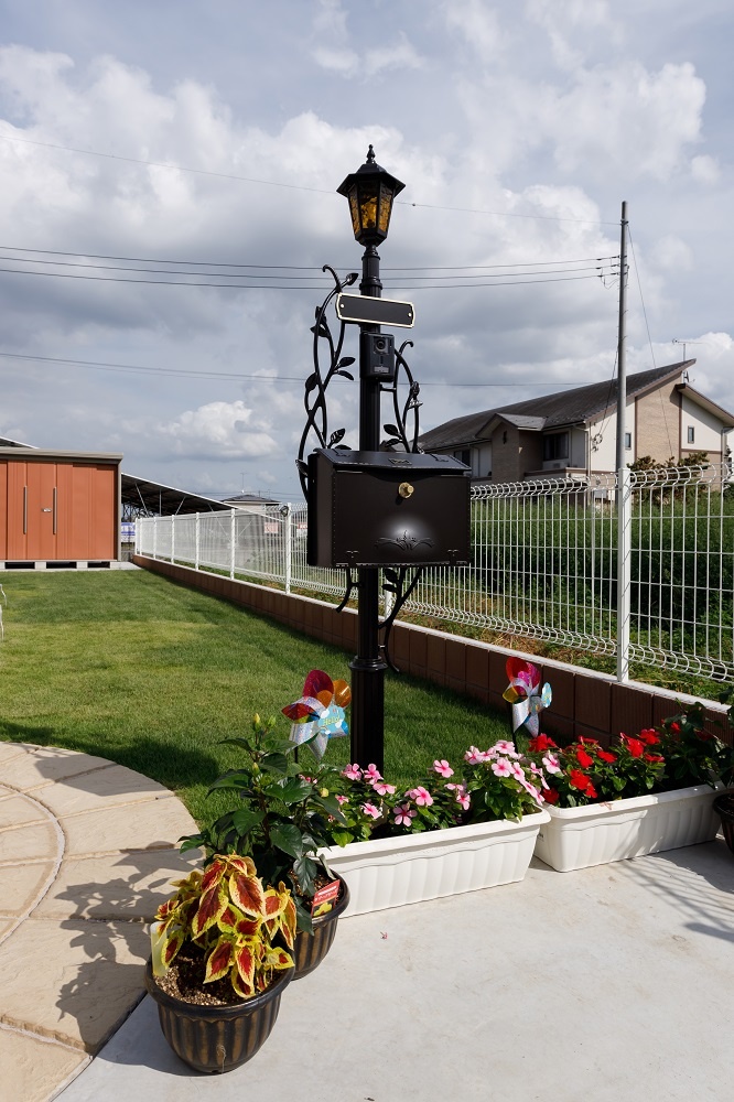 ホワイト×ピンクで大人かわいい家