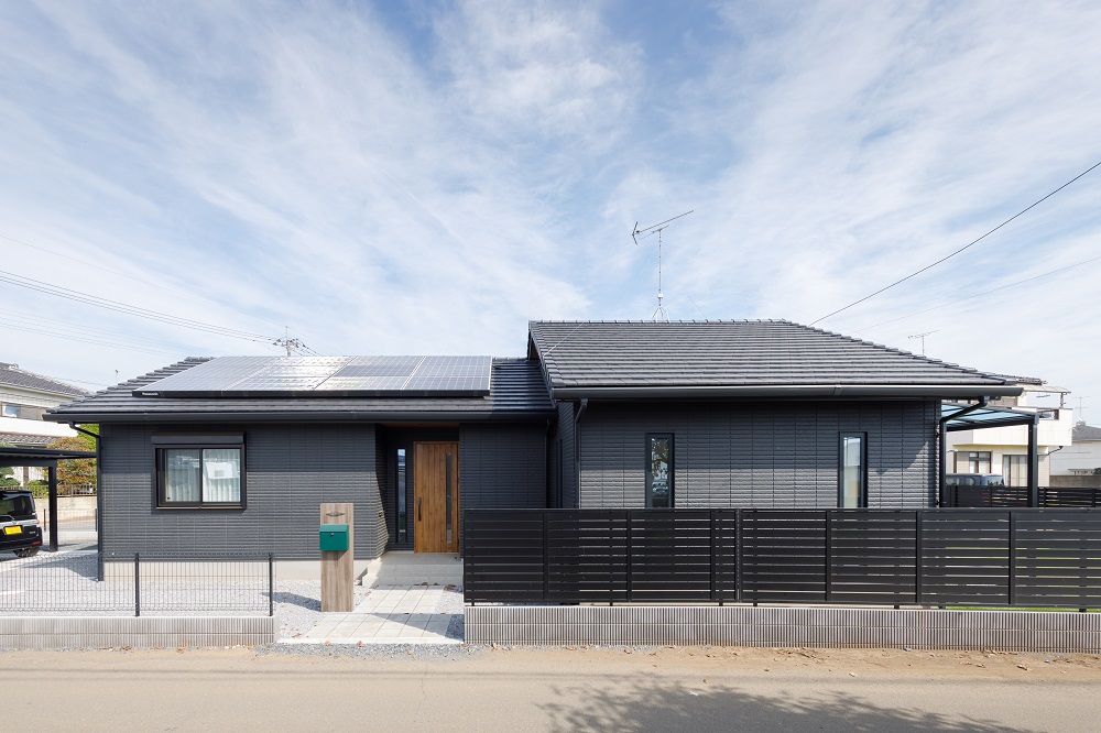 時を経ても色あせない30坪の平屋