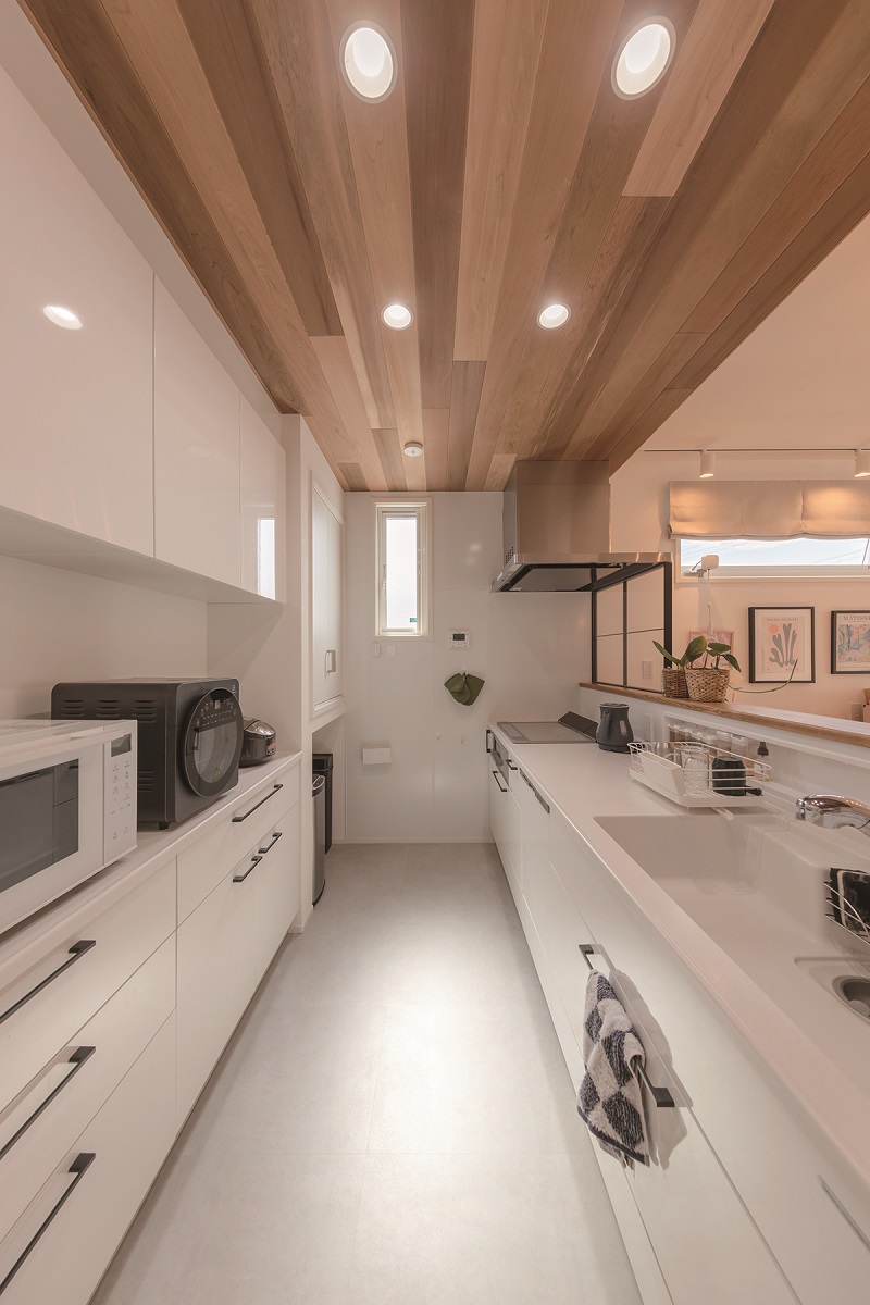 あおぞら覗く吹抜けボタニカライクな暮らし