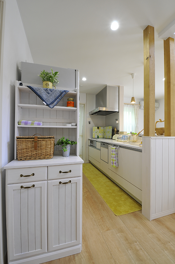 信頼できるスタッフと造り上げた漆喰の温もりあふれる居心地のいい家