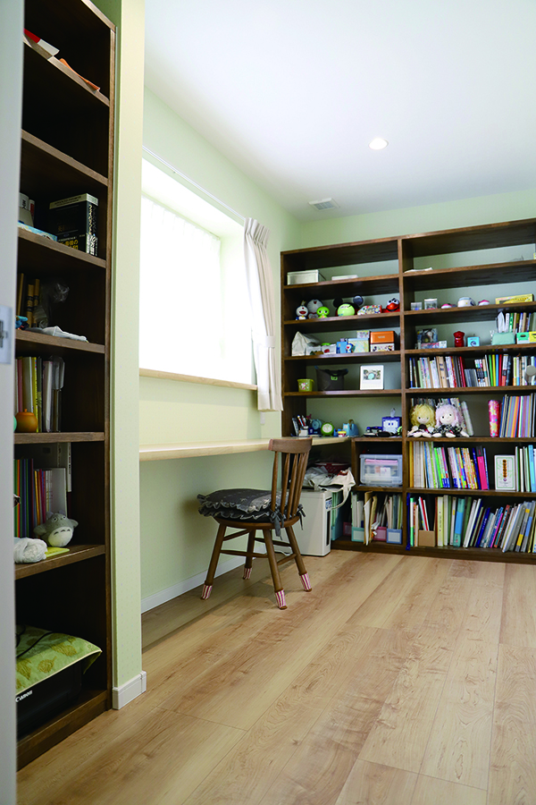 薪ストーブのあるぬくもりに包まれる家