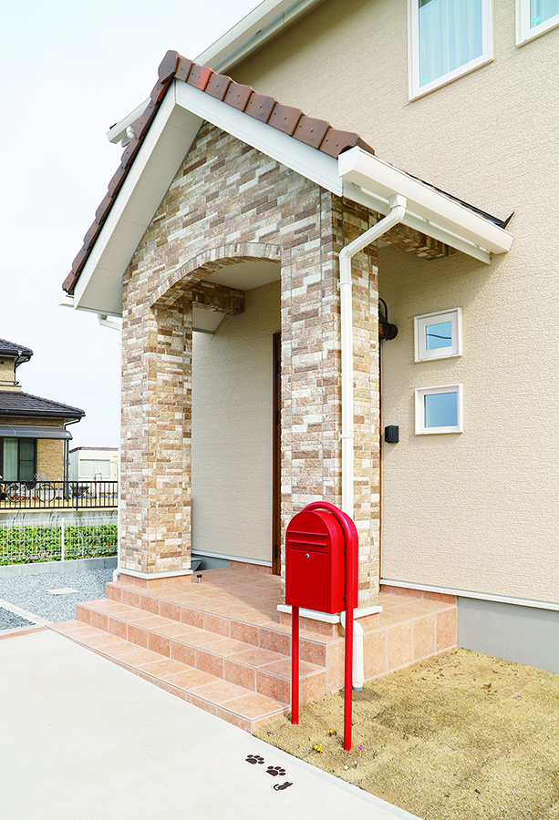 薪ストーブのあるぬくもりに包まれる家