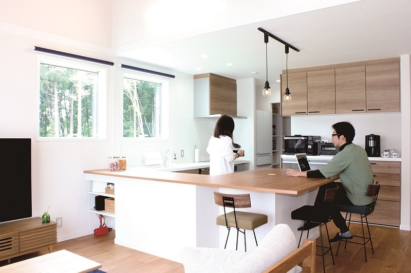 憧れの平屋と収納上手なコの字カウンター