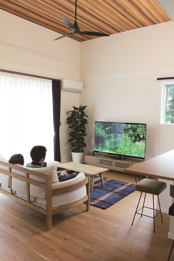 憧れの平屋と収納上手なコの字カウンター