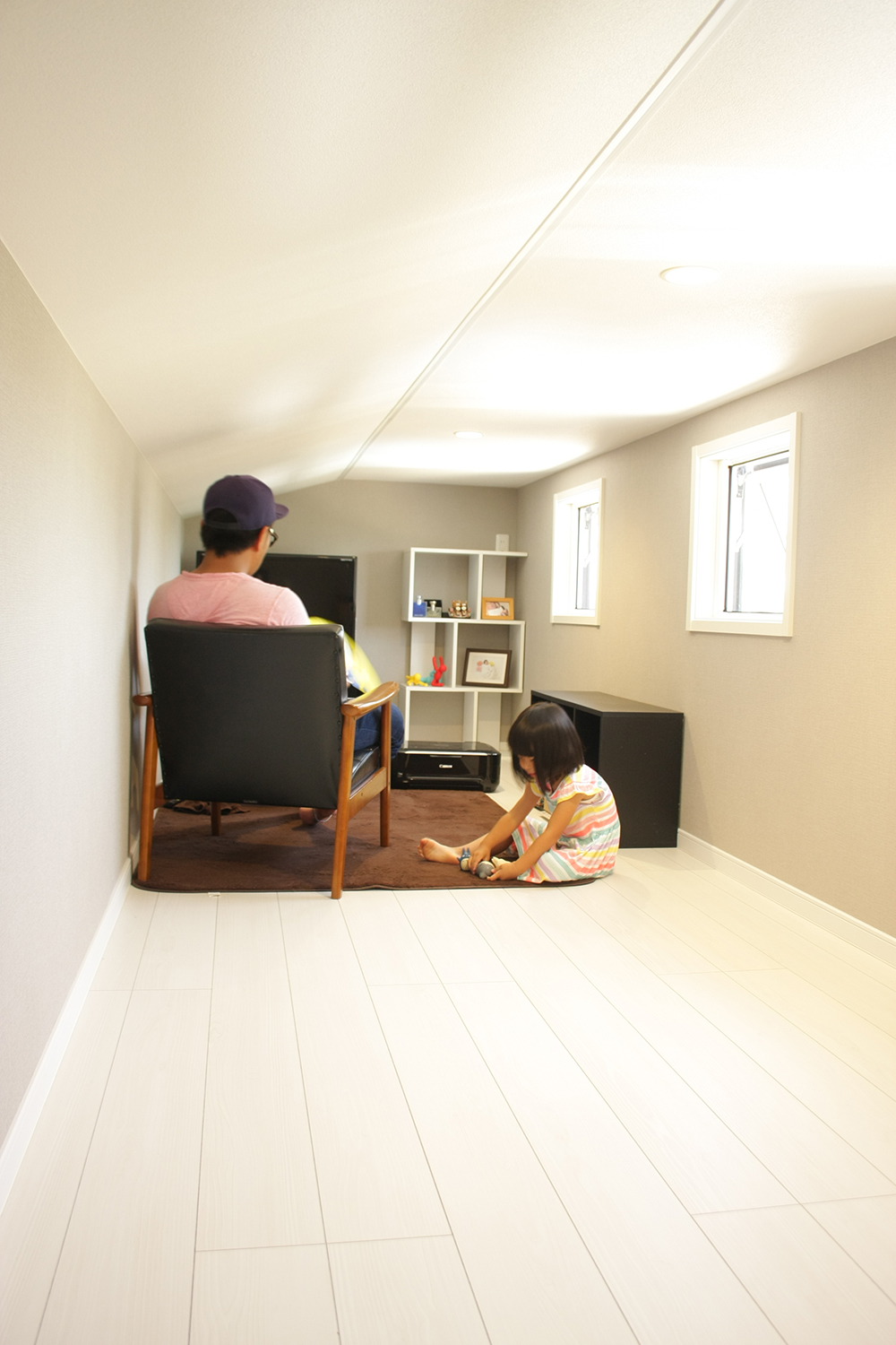 くつろぎと機能性を両立したビルトインガレージハウス