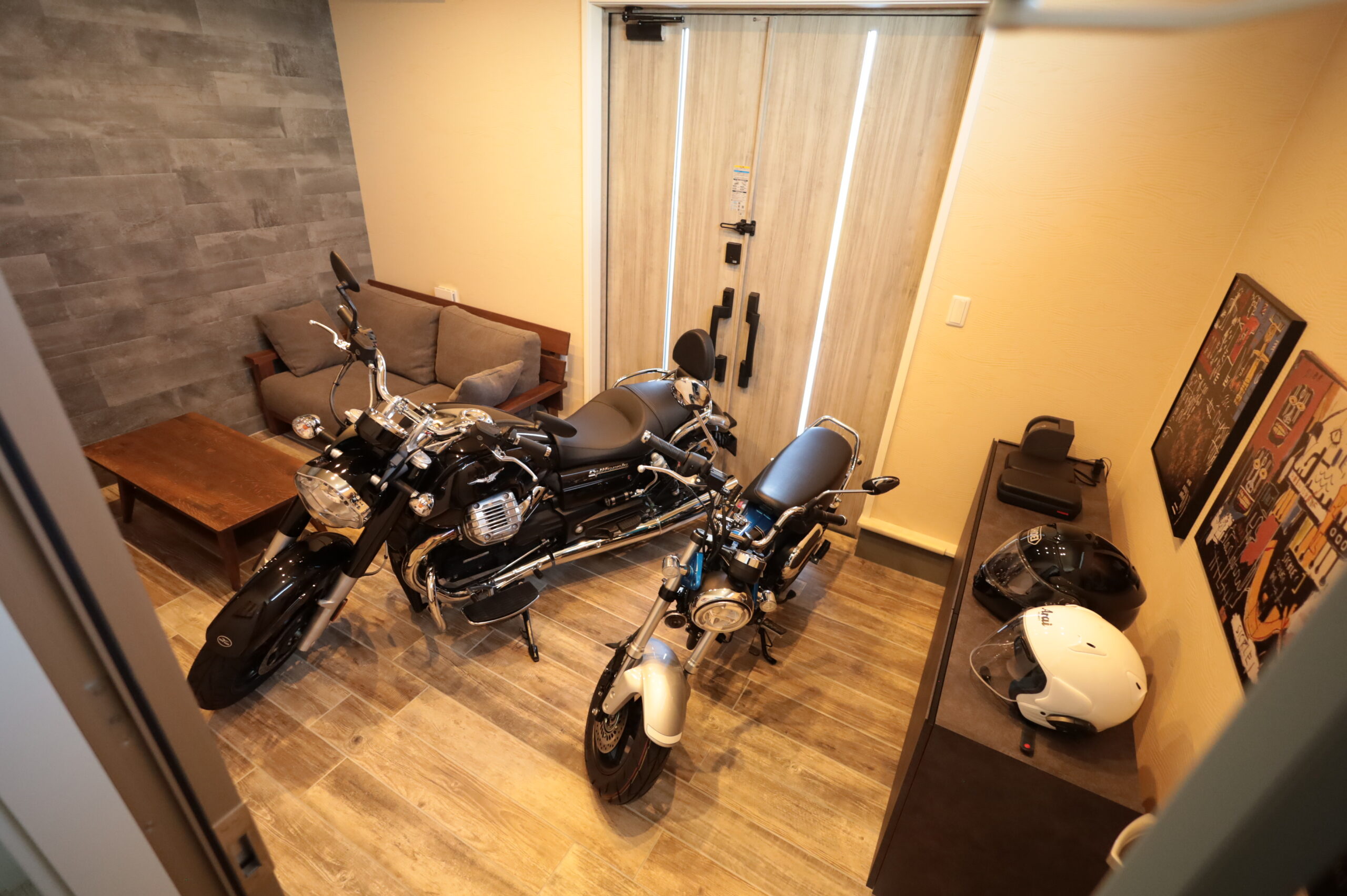 バイク好きの理想を叶える<br>ビルトインガレージ