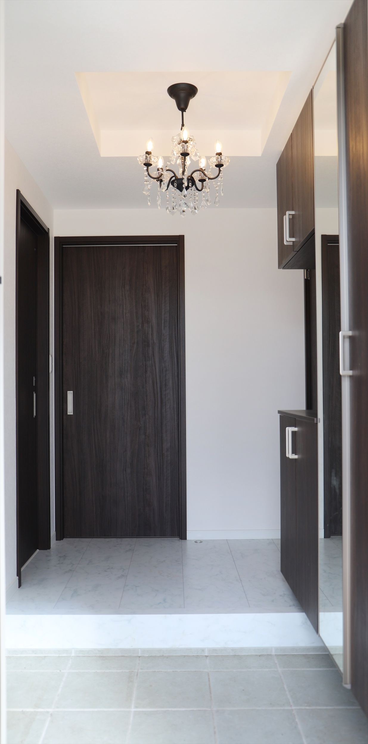 【施工事例】開放感がある吹抜けとスムーズな家事動線が魅力の家