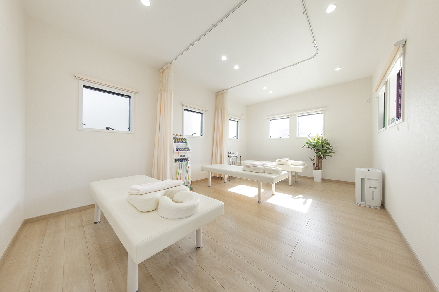 ヴィンテージの風合いを愉しむ要望を叶えた店舗併用住宅