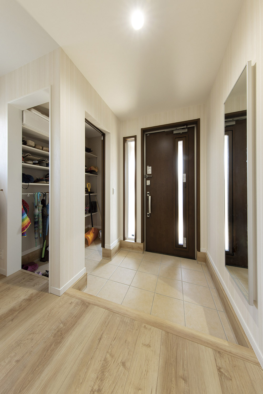 スキップフロアで家族が繋がる地元でのびのび暮らせる家