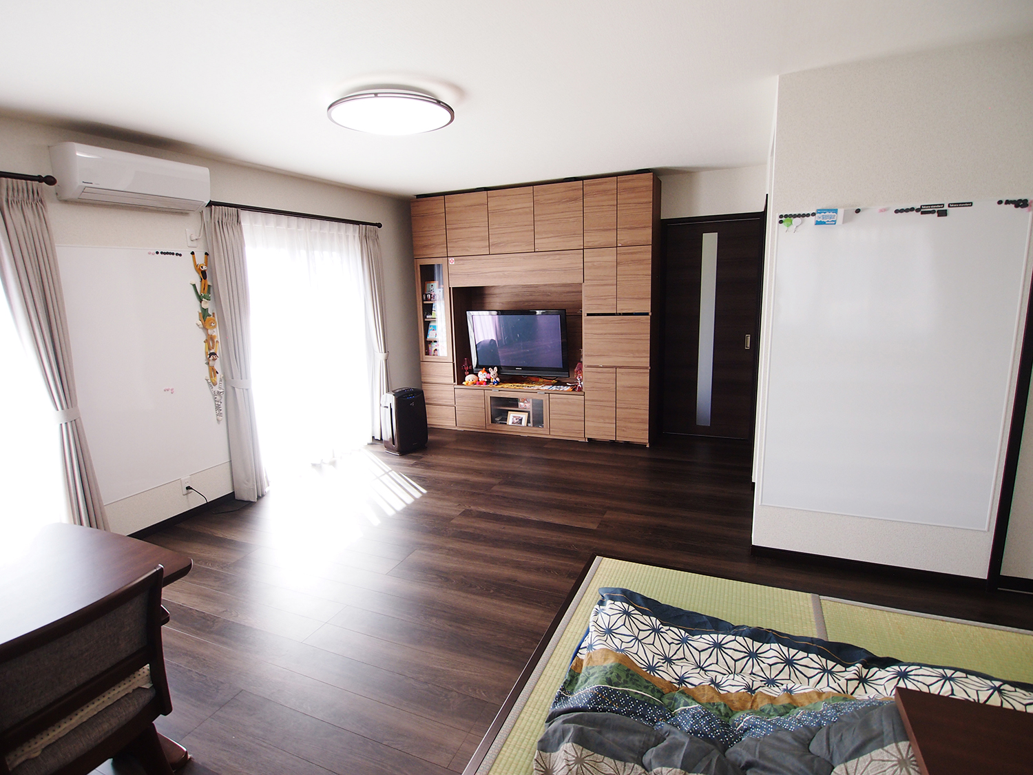 畳のあたたかみと落ち着いた雰囲気家族団らんの憩いの家