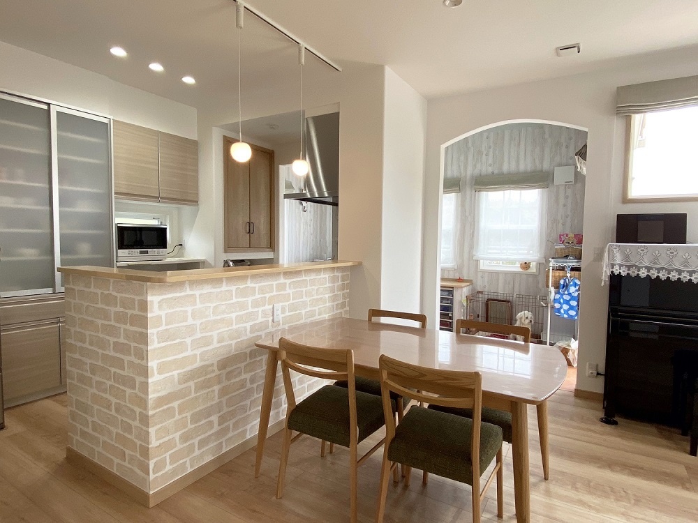 光と風に溢れた住まいコンサバトリーが我が家の中心に