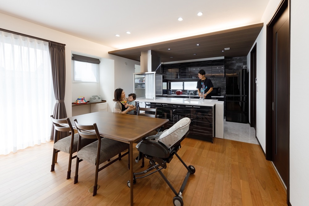 ダブル断熱とトリプルガラスで家中どこにいても快適な住まい