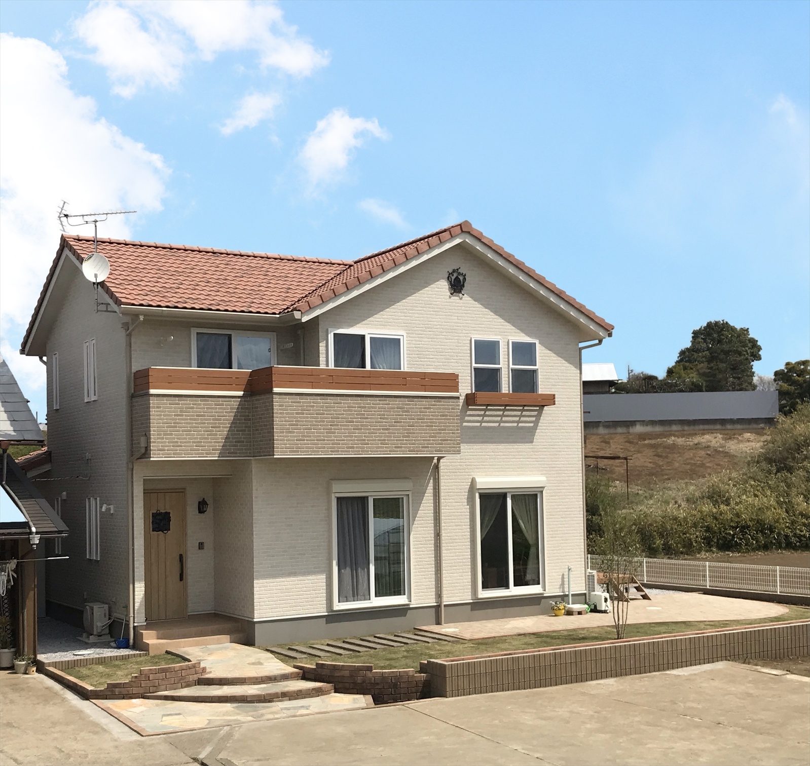 【施工事例】光と風に溢れた住まい　コンサバトリーが我が家の中心に