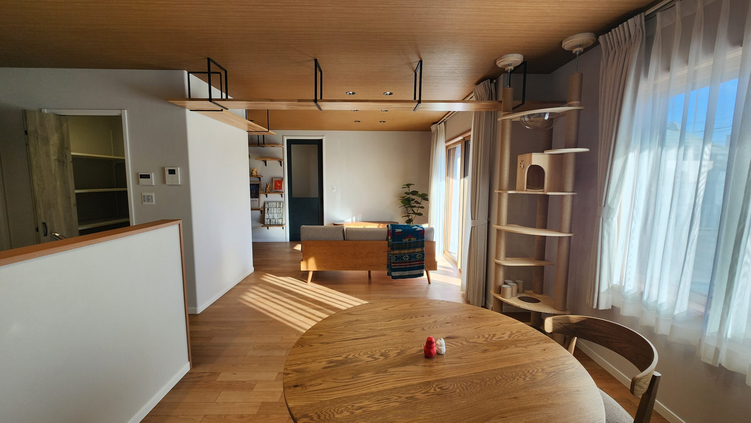 キャットウォークは、空の散歩道。